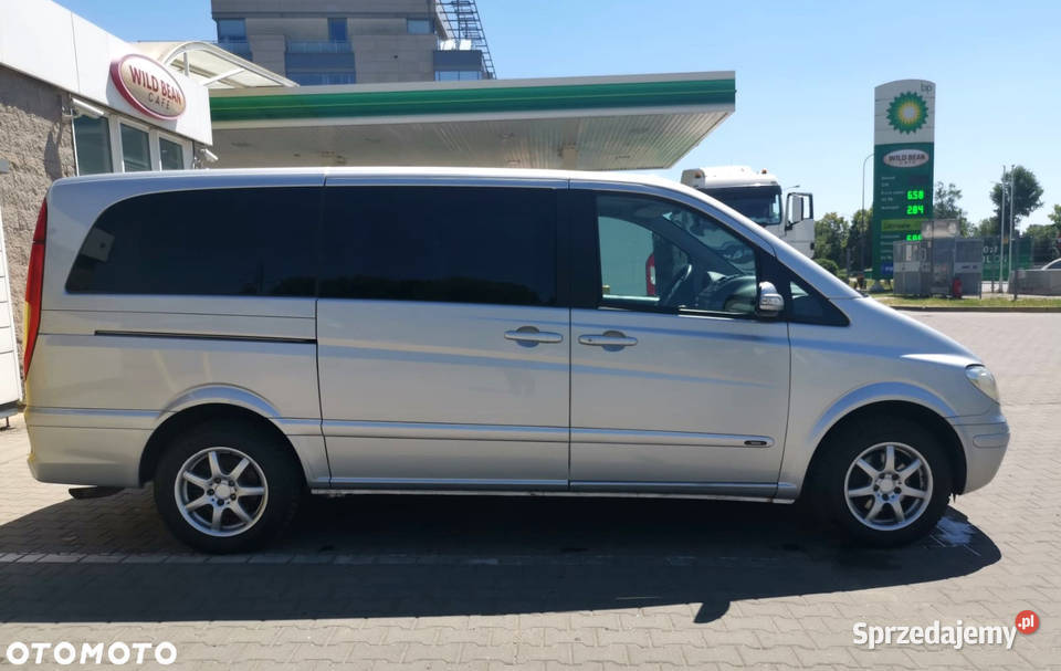 bus Mercedes Viano