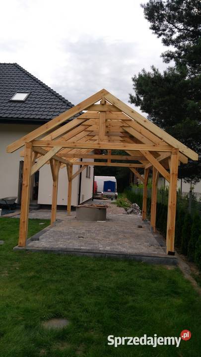 Wiata pod fotowoltaikę o wymiarze 8 x 6 Toruń