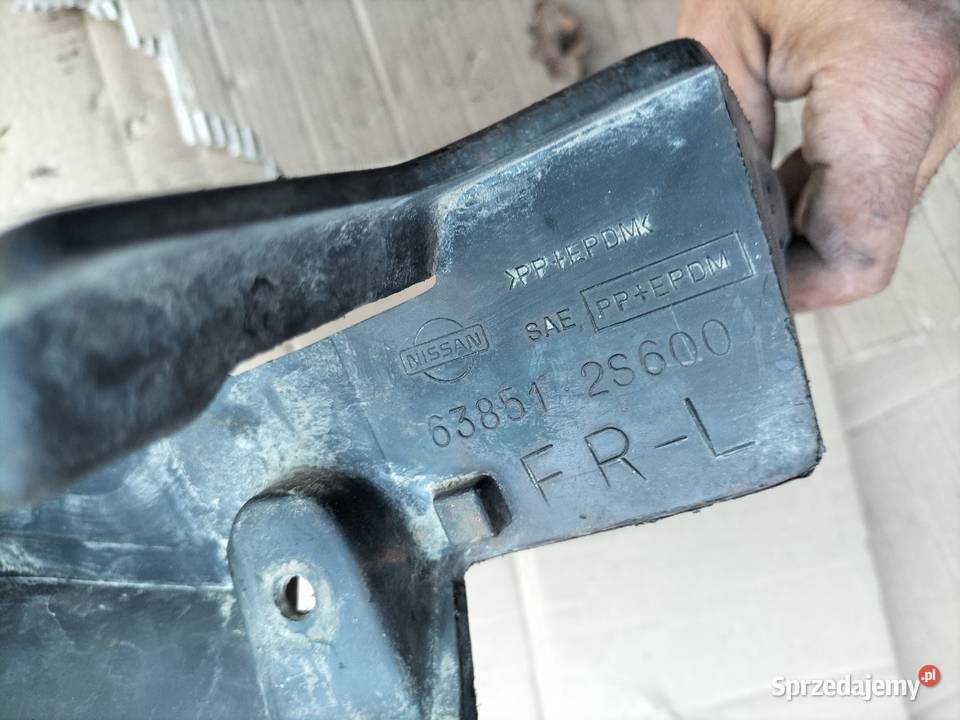 Nissan Navara CHLAPACZ LEWY Pozostałe