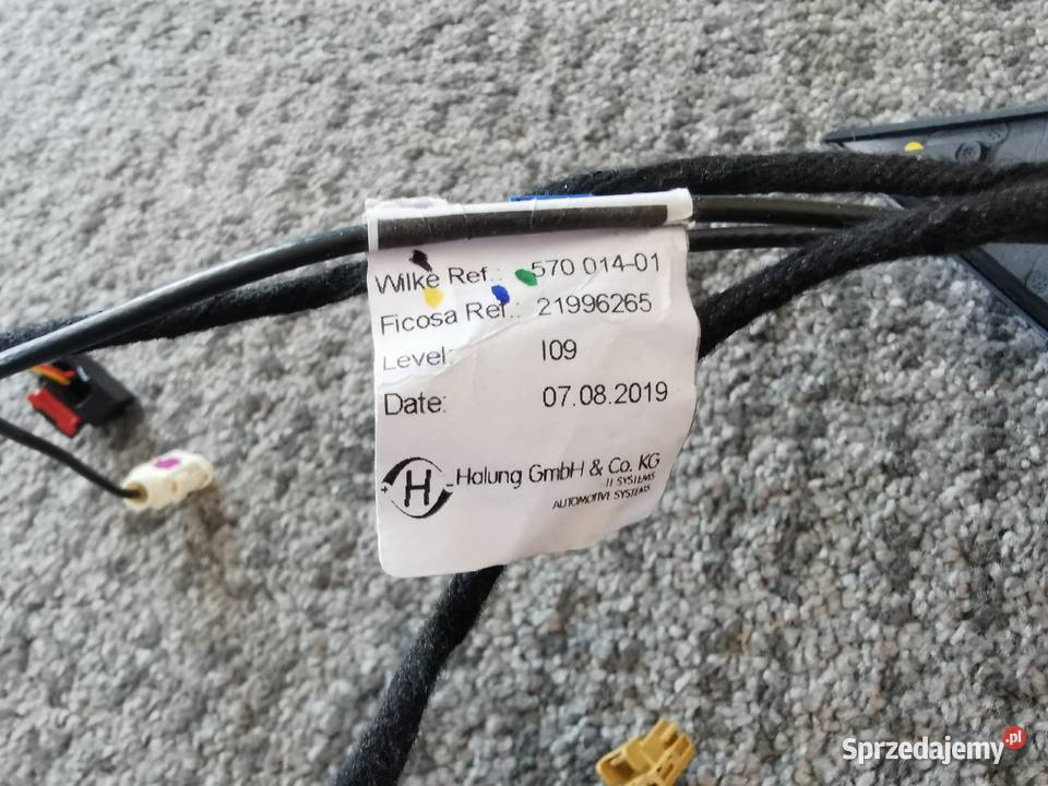 LUSTERKO PRAWE AUDI ETRON KAMERA 4KE857410C