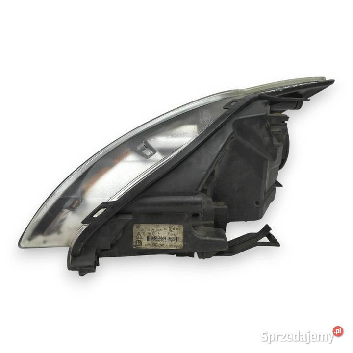 LAMPA PRAWA Ford Focus mk 2 CC LIFT 0711 prawy Oświetlenie Chełm