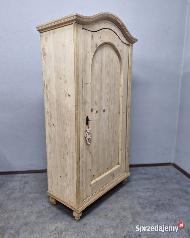 Ładna Jednodrzwiowa Szafa Ludwikowska Marki