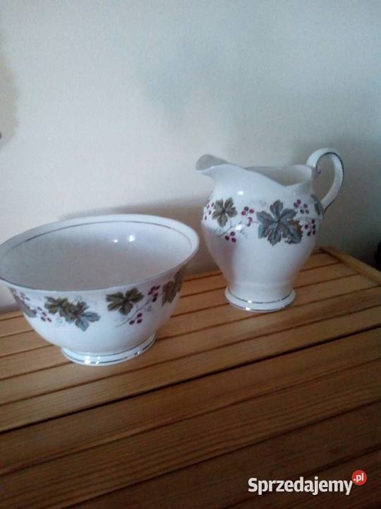 CUKIERNICZKA I MLECZNIK ROYAL TUSCAN Porcelana i szkło wielkopolskie Gniezno
