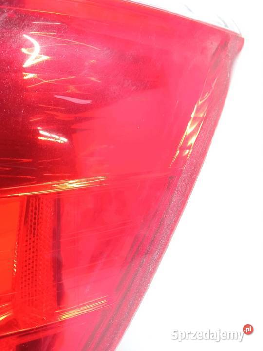 LAMPA TYŁ PRAWA EU Honda FRV I 20042009