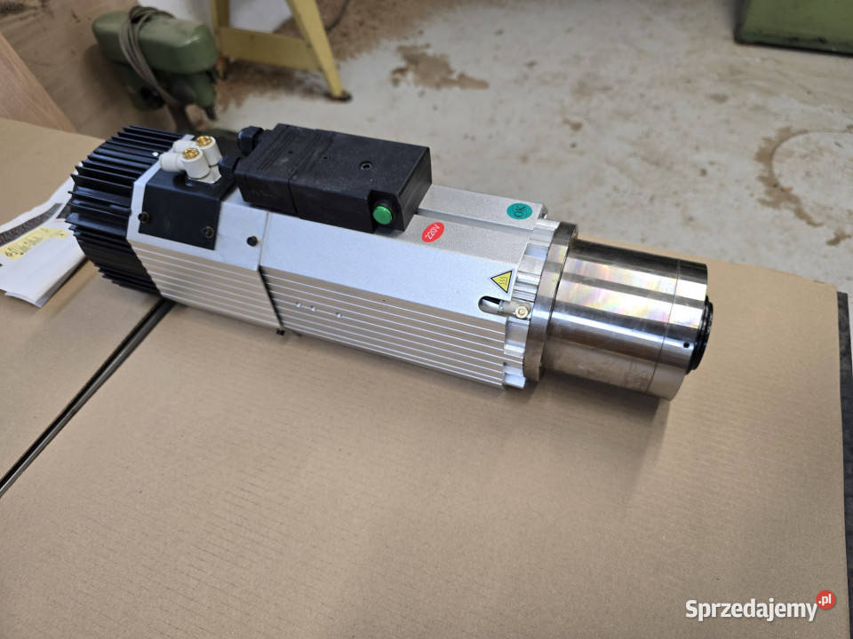 Elektrowrzeciono Głowica do CNC GDZ143X1339 L Zielone Kamedulskie