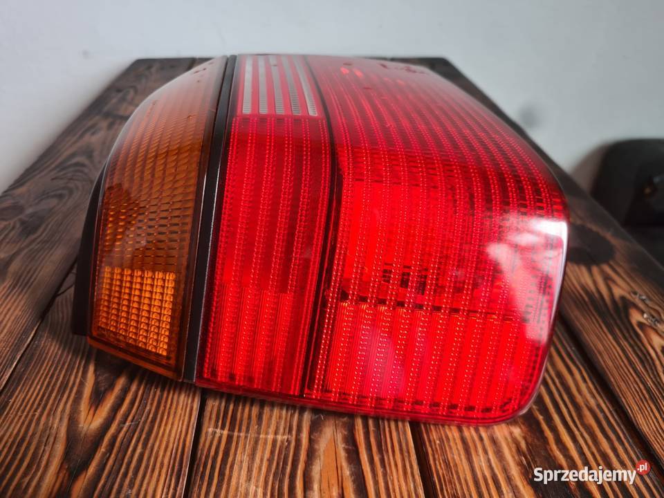Lampy tylne Volkswagen golf III 3 lampa prawa i osobowe Lublin