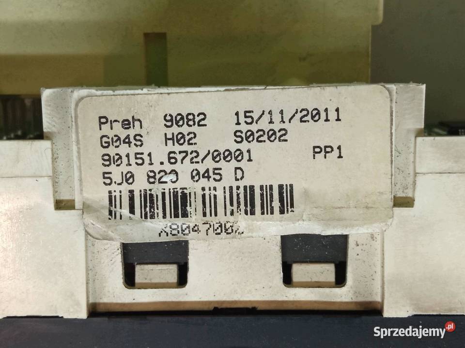 PANEL NAWIEWU 5J0820045D Skoda Fabia II 20072014 Rok produkcji 2011 sprzedam