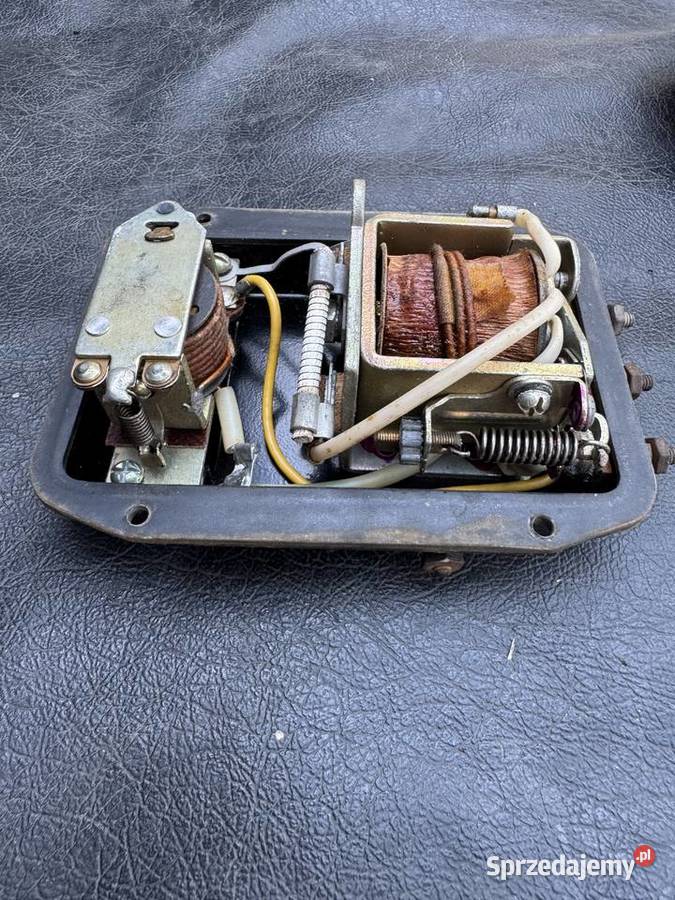 M72 Oryginalny Regulator napięcia RR31 1963