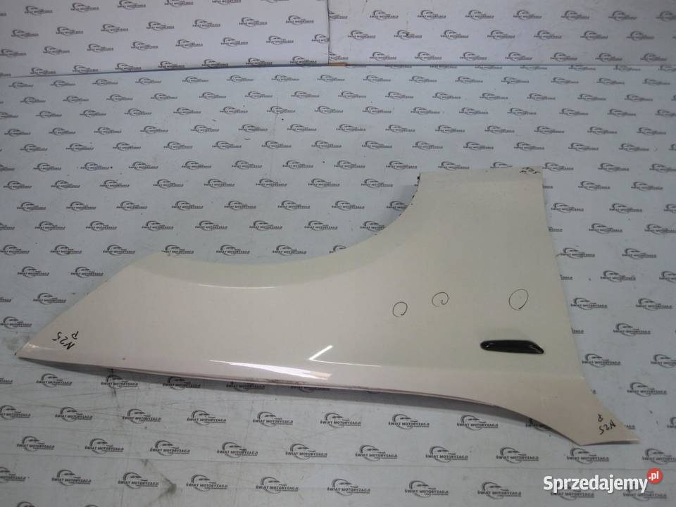BMW E82 10r błotnik prawy przód osobowe sprzedam