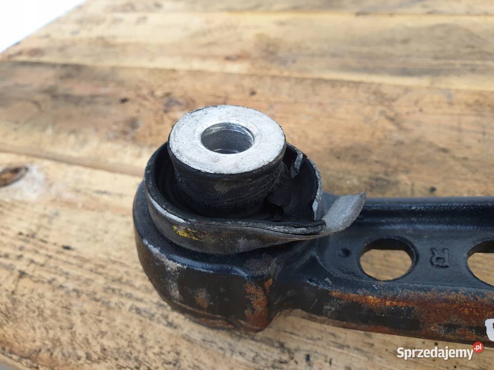 Range Rover II L494 30 D PRZEDNI WAHACZ prawy Rudka