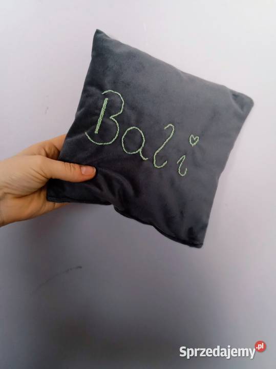 Spersonalizowane poduszki haft ręczny