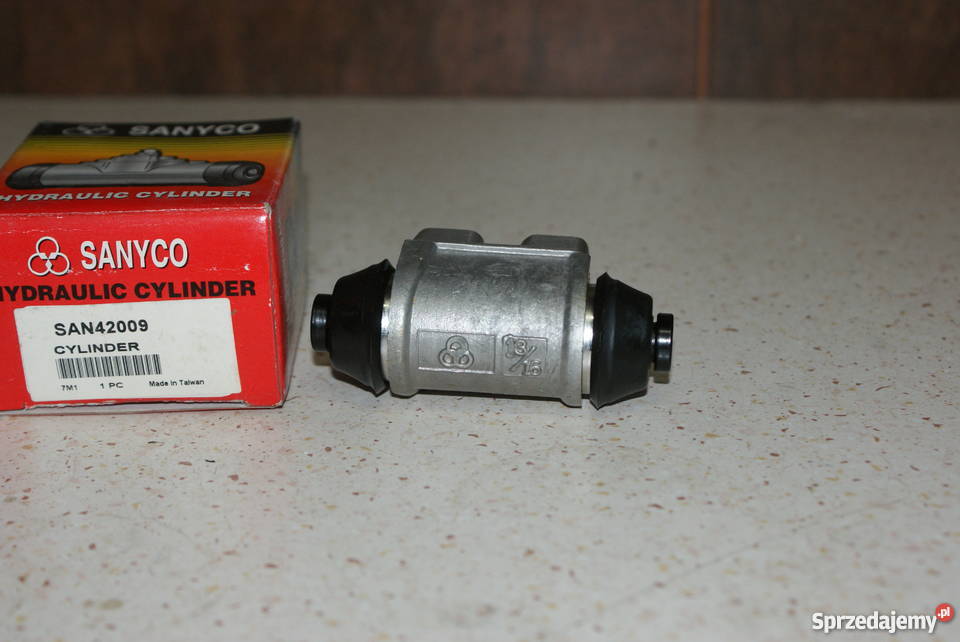 Cylinderek hamulcowy lewy HYUNDAI EXCEL L X2 osobowe Motoryzacja Białobrzegi