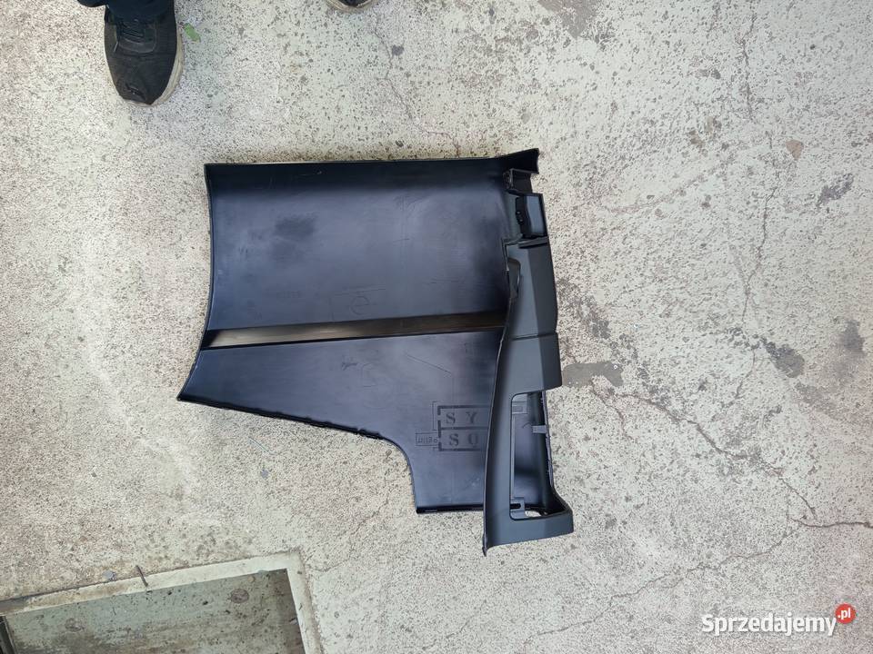 Narożnik tylny lewy trafić Vivaro orginalny osobowe Motoryzacja Rzeszów