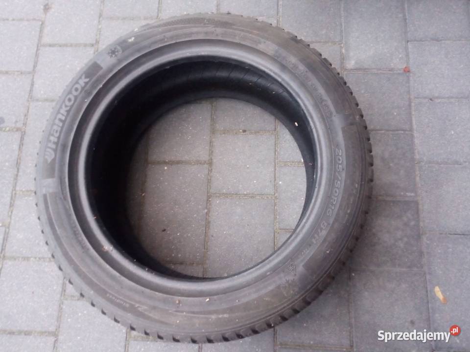 Sprzedam 2 Opony Zimowe Hankook 20550 R16 zima Mogilno