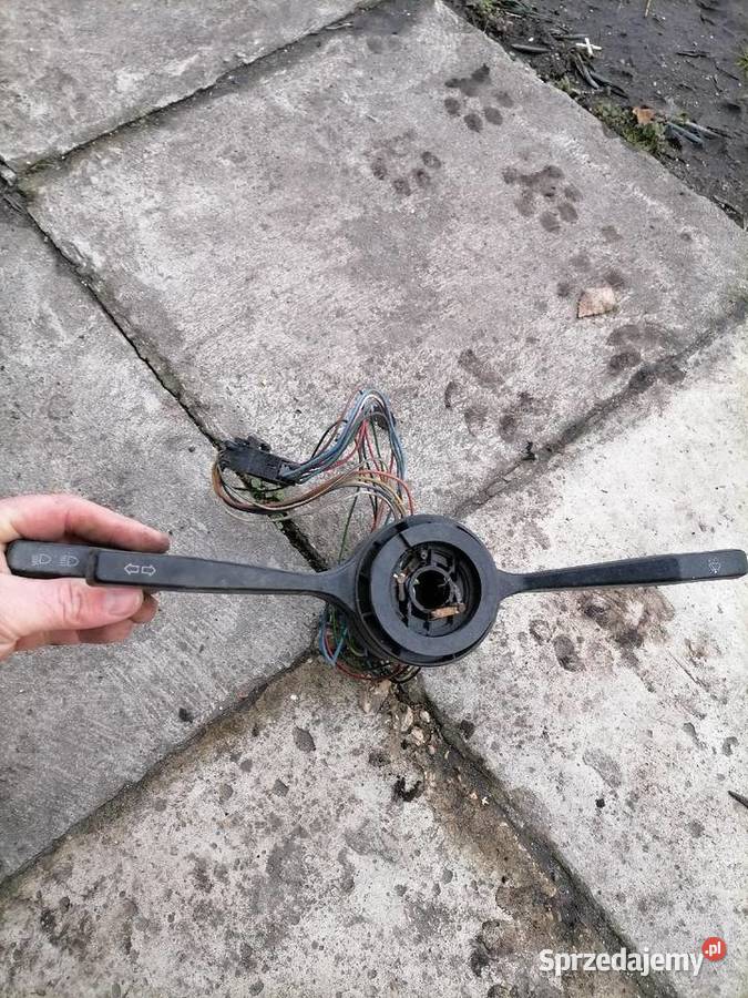 Przełącznik świateł kierunkowskazów pająk osobowe Panele sterowania, przełączniki świętokrzyskie Łatanice