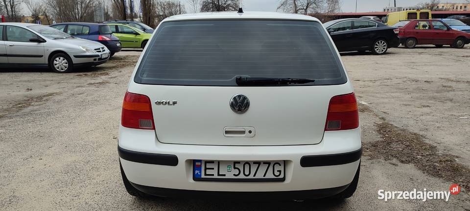 Volkswagen Golf IV 14 75 BCA do negocjacji