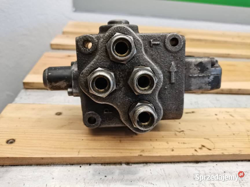 Rozdzielacz hydrauliczny Merlo 6010 Wilkowo