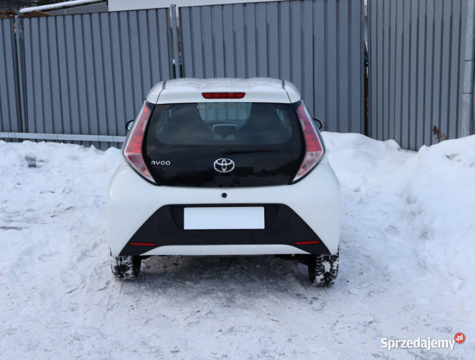 Toyota Aygo 10 VVTi elektryczne szyby