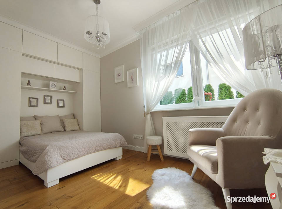 Ładne mieszkanie z ogródkiem Warszawa