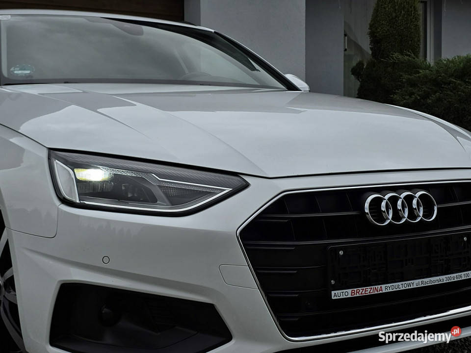 Audi A4 Avant serwis ASO B9 2015 czujnik parkowania