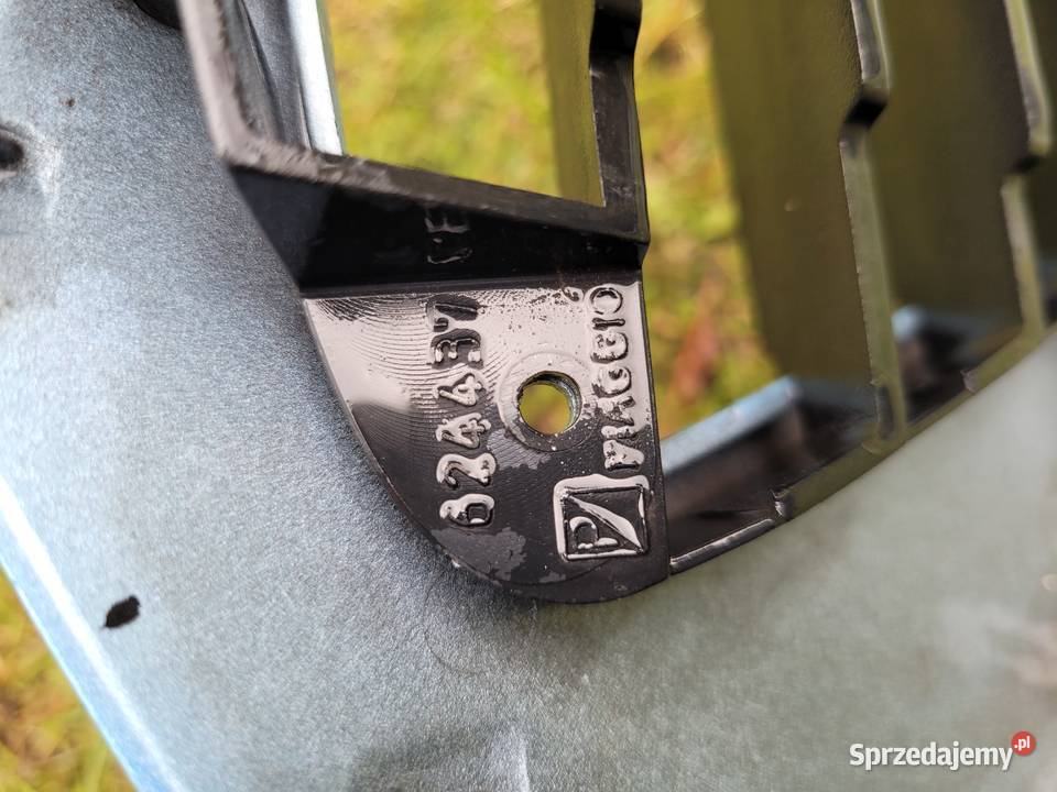 Piaggio MP3 125 200 250 grill owiewka przod wielkopolskie sprzedam