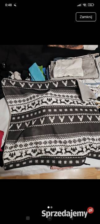 Zestaw ciepłych poszewek świątecznych na szary