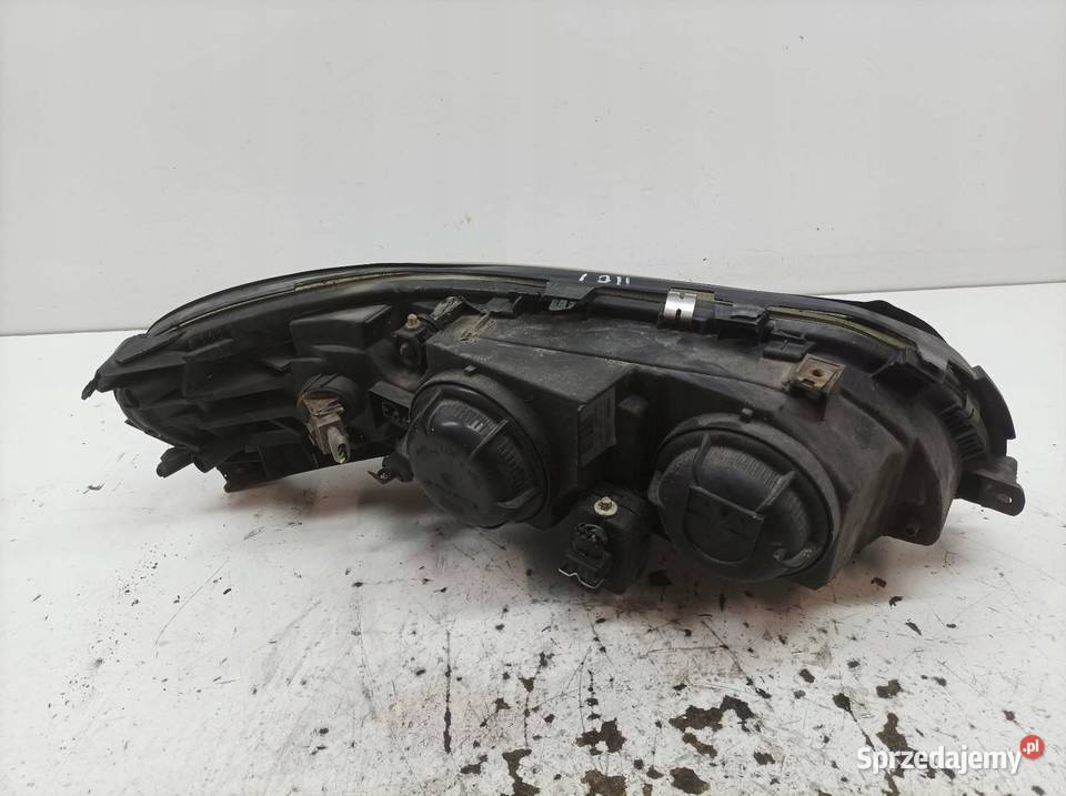LAMPA PRZÓD LEWA 8620686 89004805 Volvo V70 II