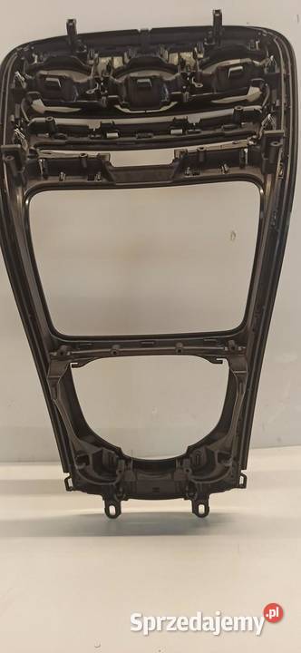 MERCEDES W205 RAMKA DEKOR TUNELU A2056805107 sprzedam