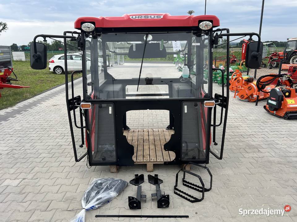 Kabina ciągnikowa Ursus C330 Ursus C360 MF235