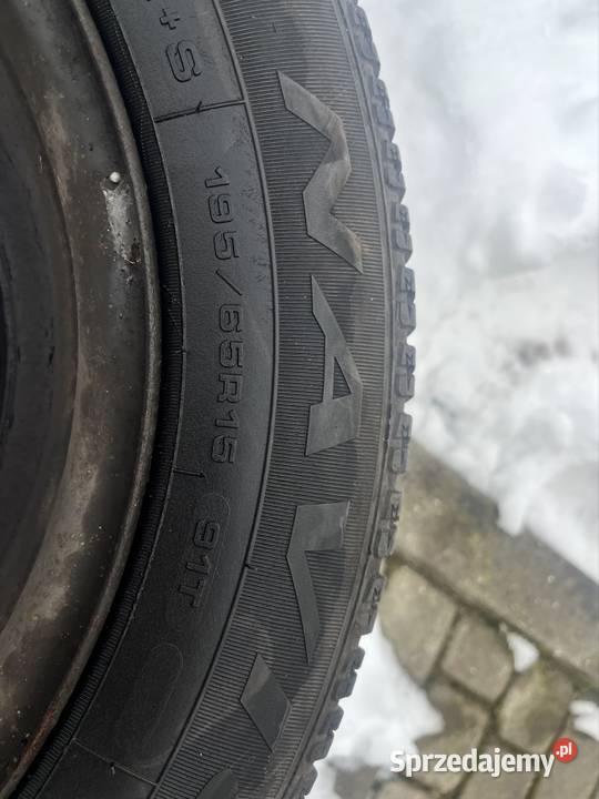 Koła zimowe 19565R15 na feldze stalowej Białe Błota sprzedam