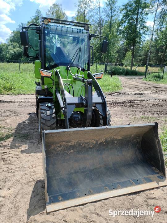 Koparko ładowarka jcb Rok produkcji 2025