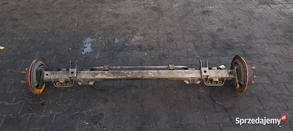 BELKA SANKI TYŁ RENAULT MASTER III