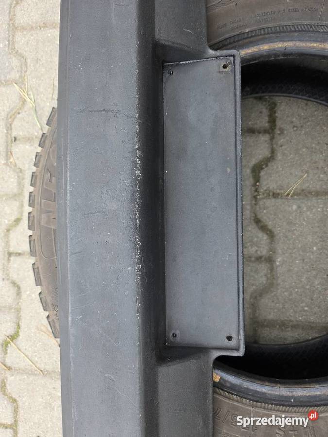 Zderzaki włoskie P4 Fiat 126p osobowe podkarpackie Krosno