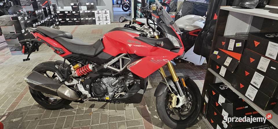 Aprilia Caponord 1200 niski przebieg Rok produkcji 2015 Świdnica