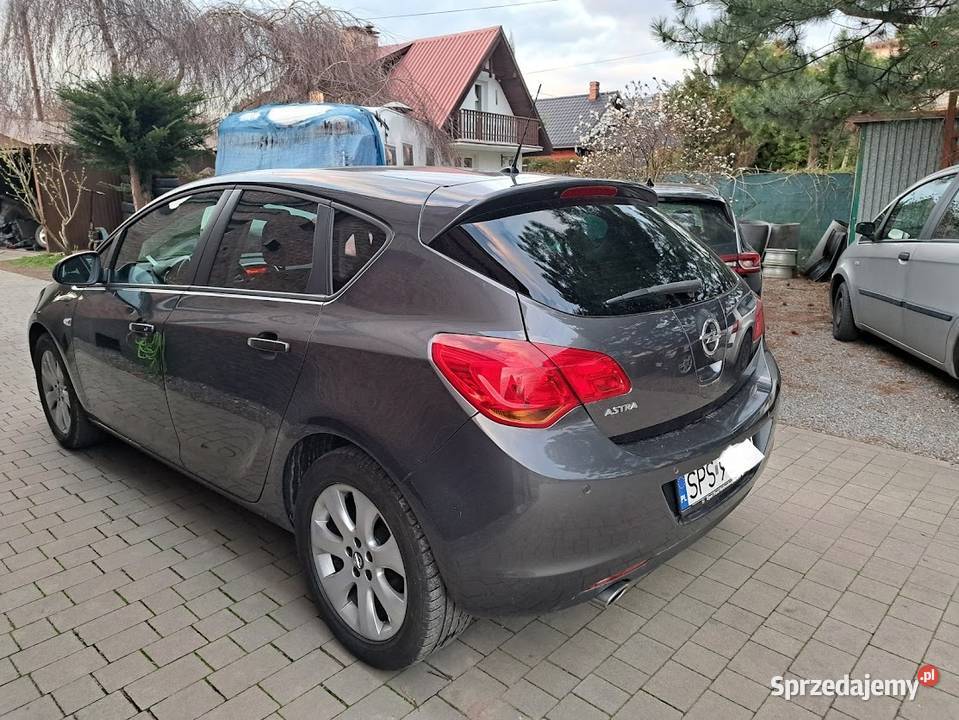 Opel Astra J 14 Turbo 120 2011r VAT marża Goczałkowice-Zdrój