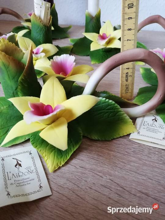 Świeczniki kwiaty porcelana Capodimonte Gorlice