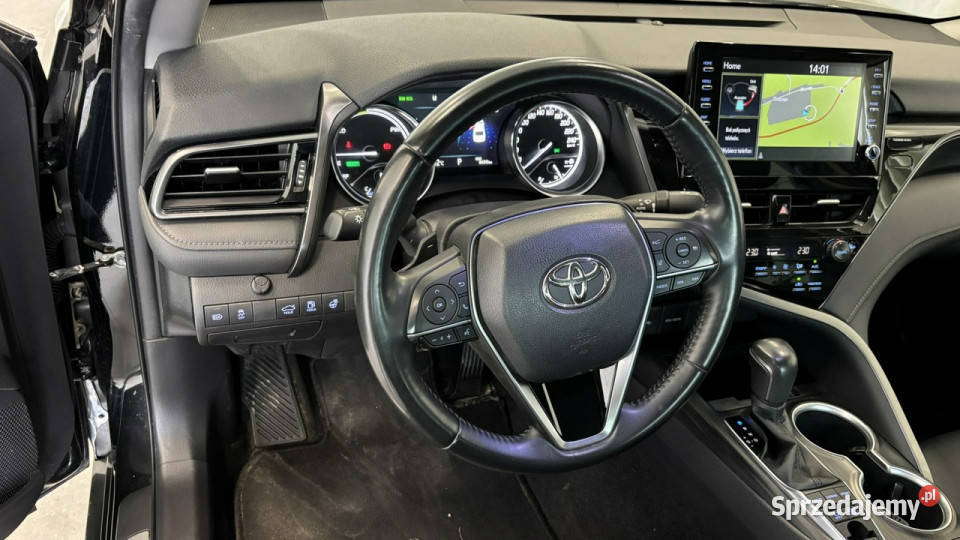 Toyota Camry Hybrid Executive IX 2018 lakier metallic mazowieckie