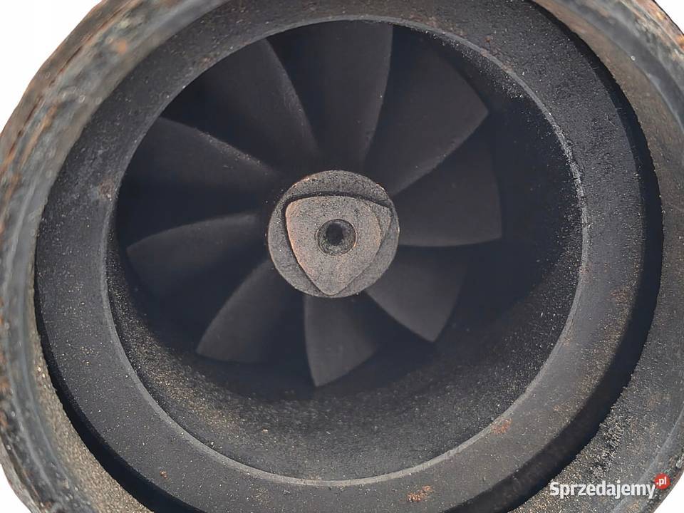 TURBOSPRĘŻARKA Volvo V50 24 D5 turbo 30774670 osobowe Silniki i osprzęt Chełm sprzedam