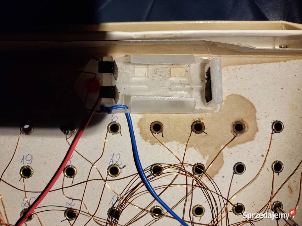 Gra PRL Encyklopedia elektryczna 360 pytań