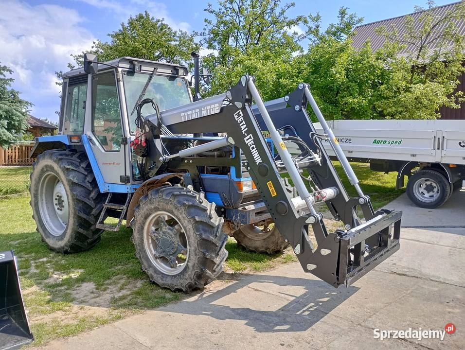 Tur Ładowacz Metal TechnikDOWÓZ CLASS URSUS Bełchatów
