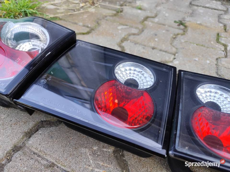 Volkswagen Corrado lampy tył Black komplet Sonar Rok produkcji 1993