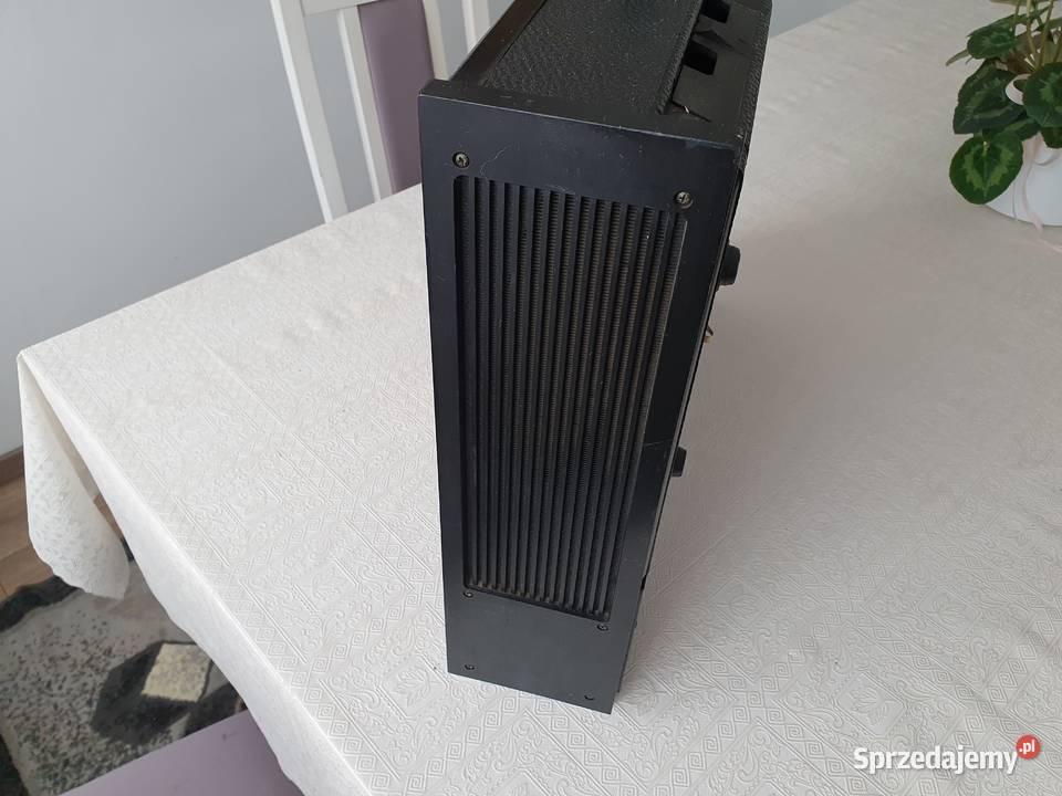Stary zabytkowy magnetofon szpulowy Grundig Kępice
