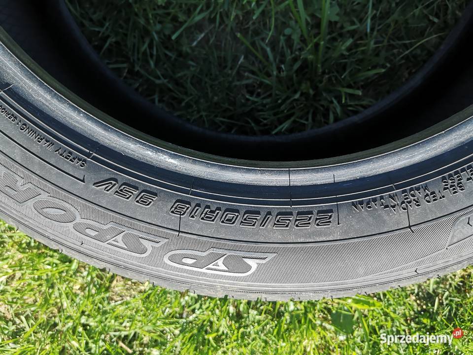 Dunlop 225 50 r18 sprzedam