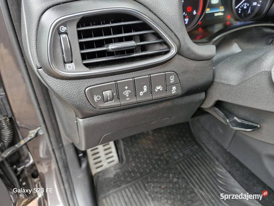 Niski przebieg bogate wyposażenie wspomaganie kierownicy i30 Krzeszów