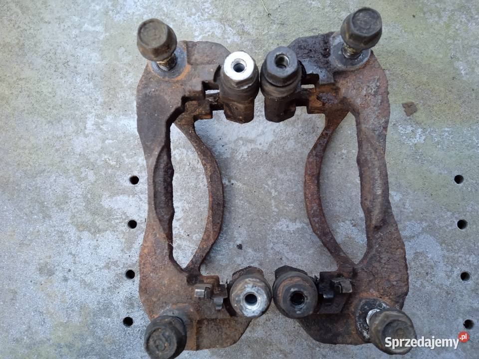 Jarzma mazda 323 F BJ przód Części samochodowe Bargłów Dworny
