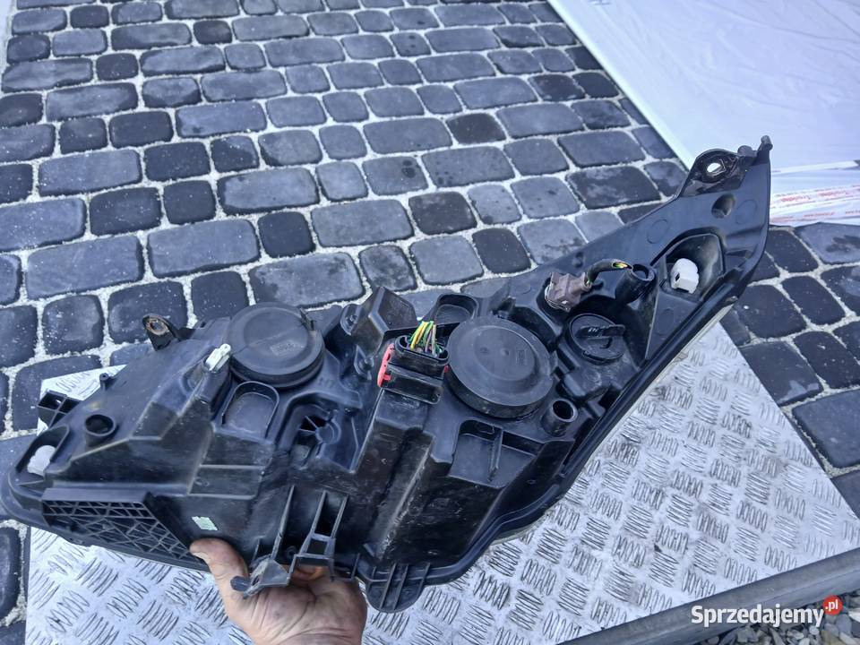 Reflektor Lampa prawy przód EU 9646893880
