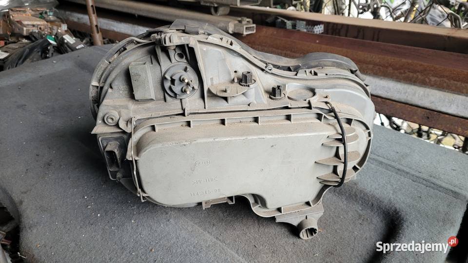 Lampa lewa przednia Mercedes E klasa w210 Łagów