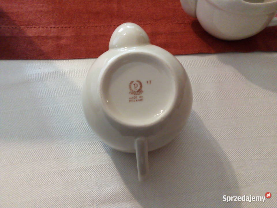 Imbryki porcelanowe ciekawy nietypowy kształt