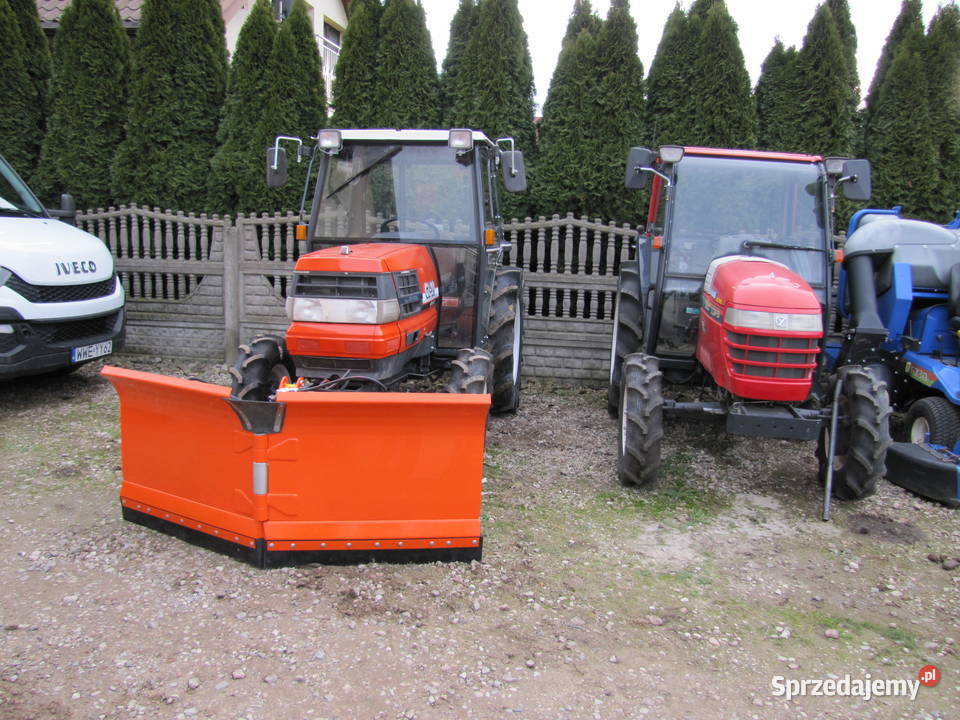 Traktor Kubota GL29 pług śnieżny do odśnieżania Węgrów