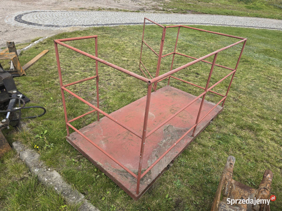 Koparka wielofunkcyjna MECALAC 12 MTX z zestawem